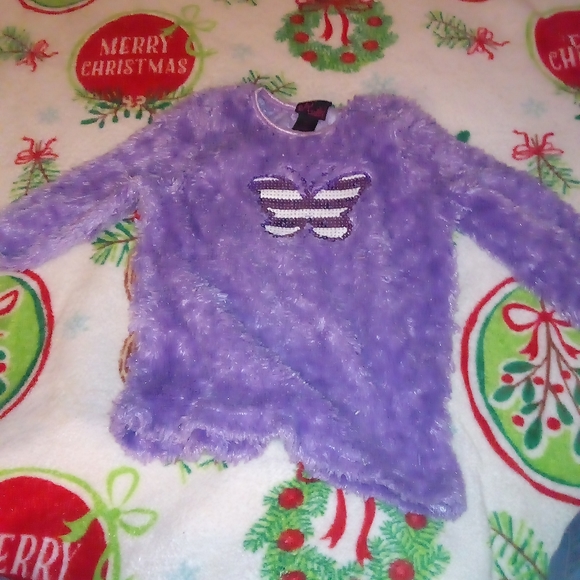 Girl butterfly sweater - Picture 2 of 3